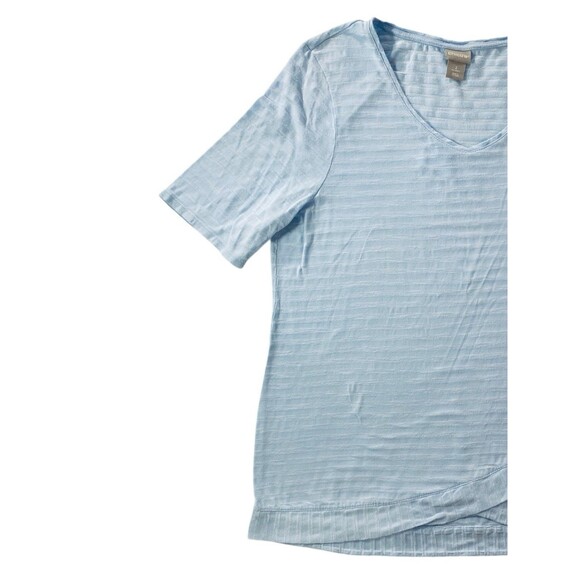 Chicos Shadow Striped Shirt Womens Size 2 Large V Neck Short Elbow Sleeve Blue - Picture 10 of 10